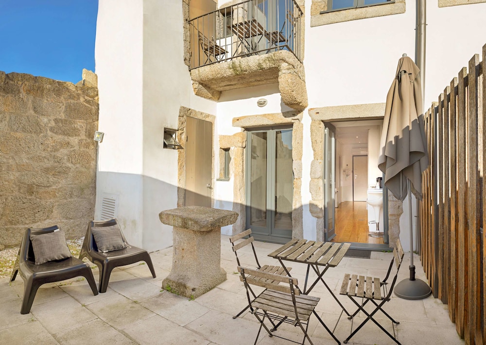 Old City Design Apartments 41/46