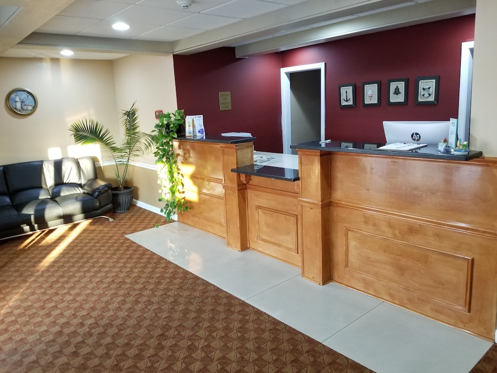 All Seasons Inn And Suites 4/26