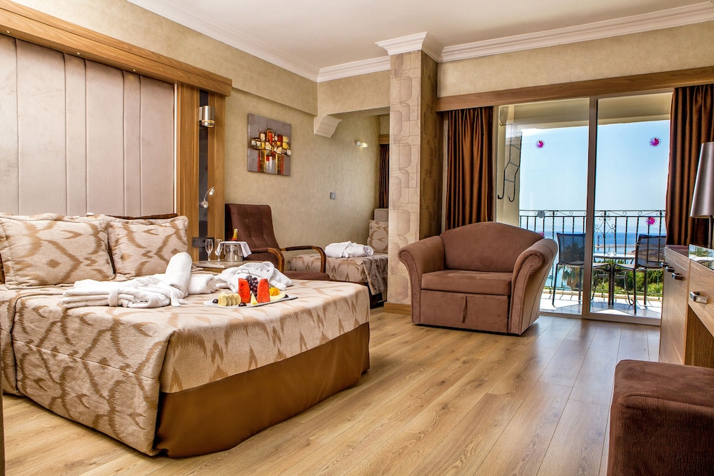 Laur Hotels Experience and Elegance 29/50