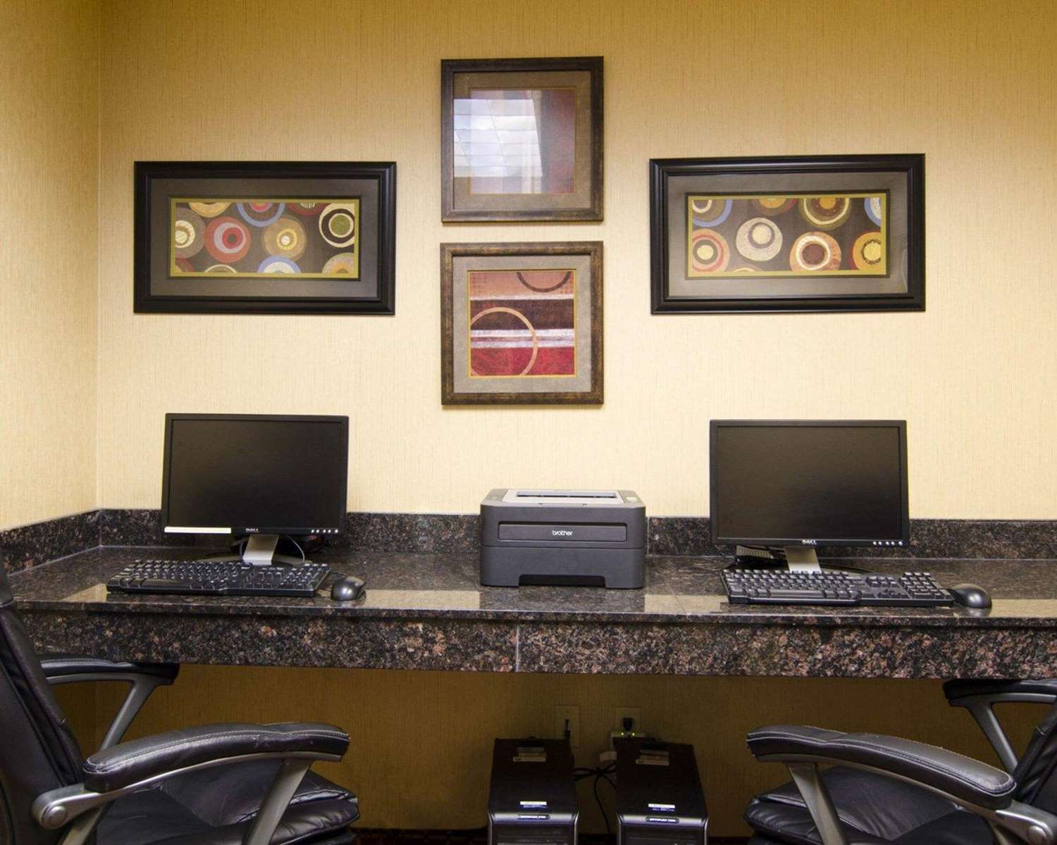 Affordable Suites Rogers/Bentonville, AR 15/19