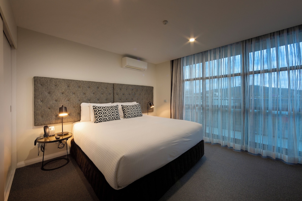 1 BEDROOM, APARTMENT, BALCONY