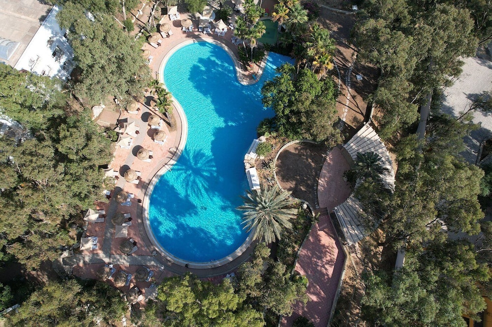 Tunisia Lodge 22/32