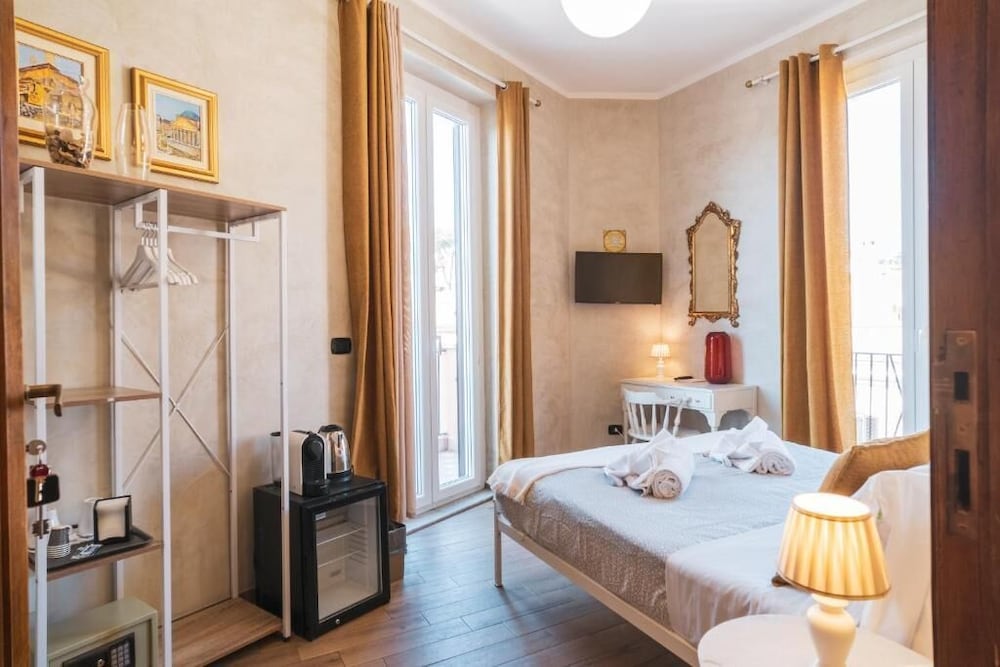 SUPERIOR, DOUBLE BED