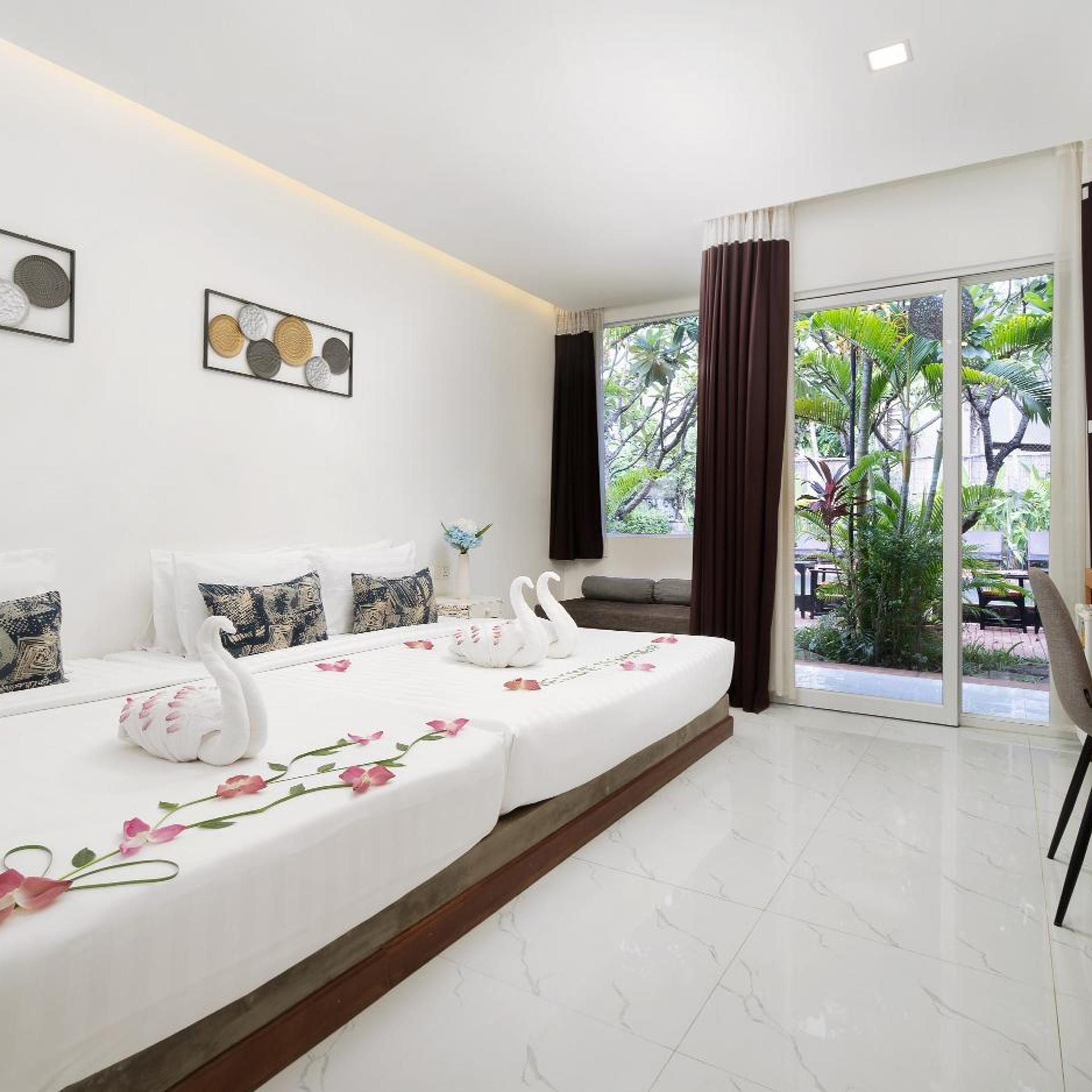 Family, Terrace, Pool Access