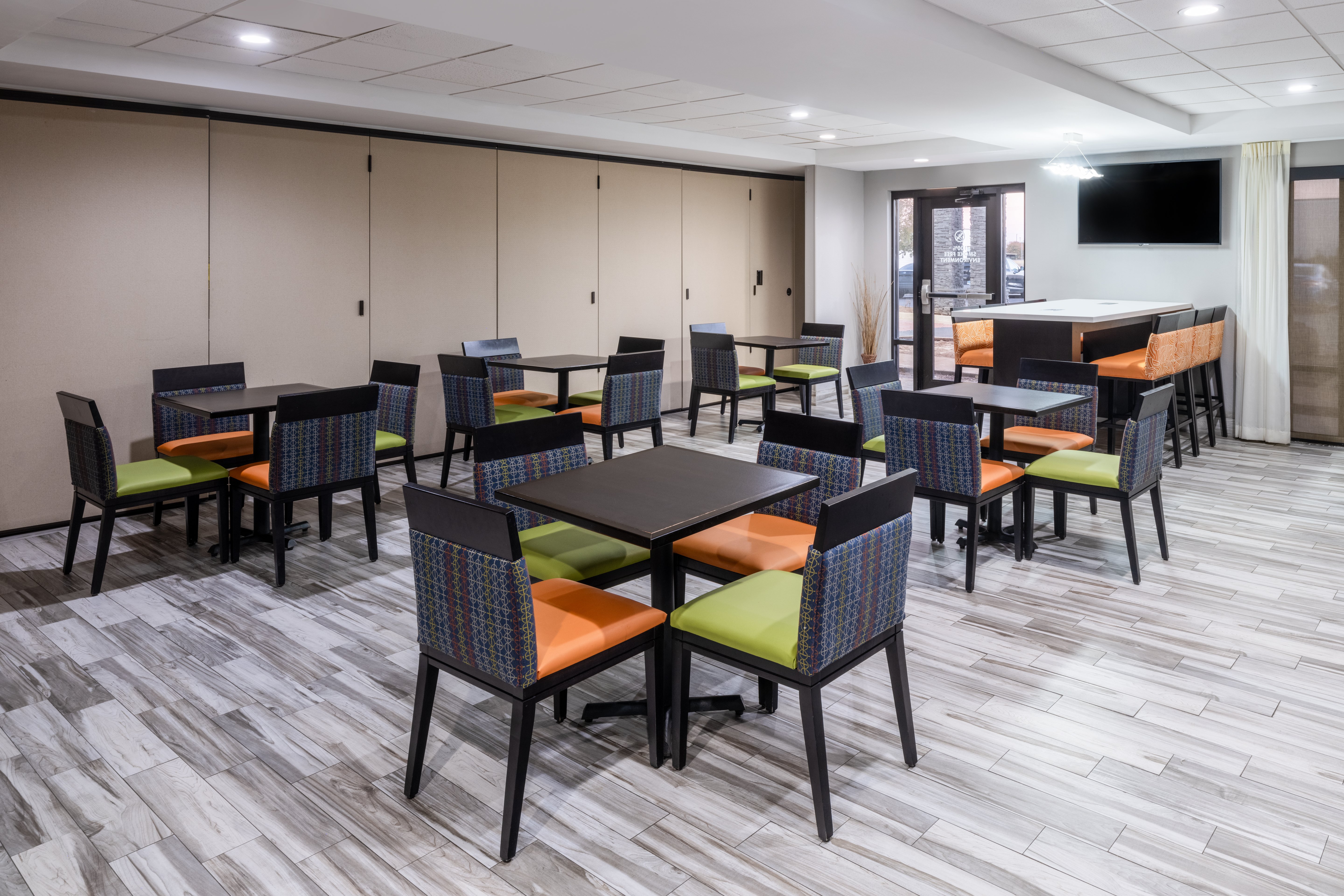 Garner Hotel Oklahoma City Quail Springs by IHG 66/71
