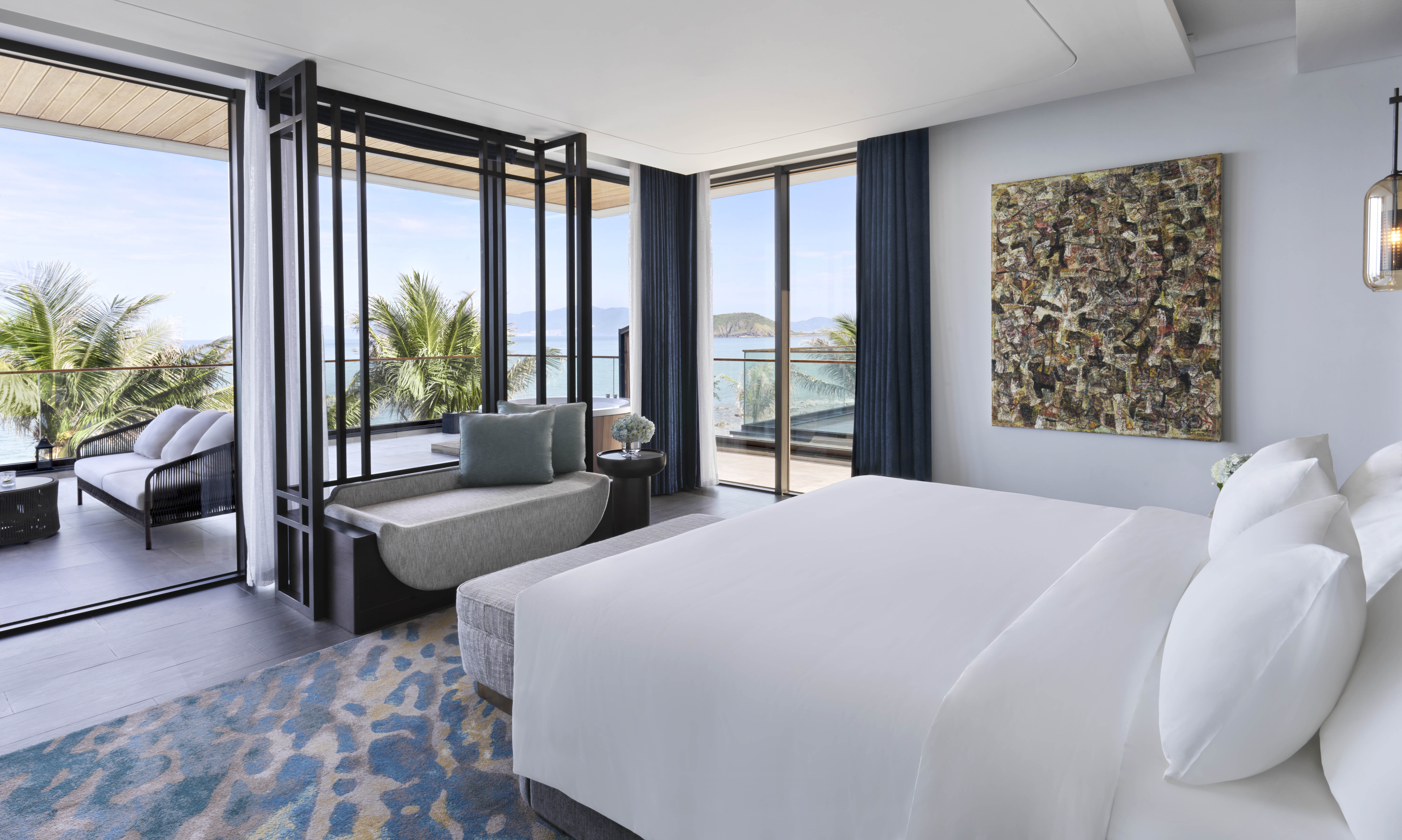 Ocean Front Suite