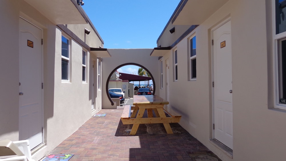 Caribbean Resort by the Ocean 32/50