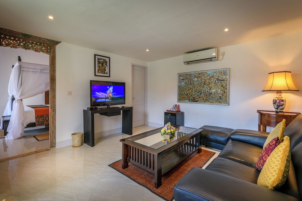 Hevea Villas 35/54