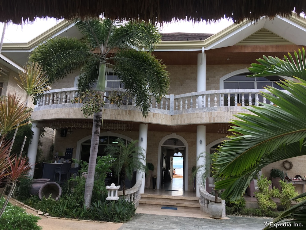 Linaw Beach Resort 5/73
