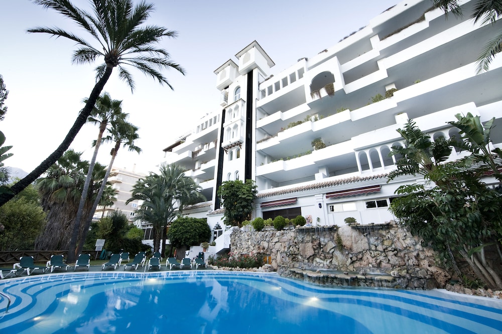 Aparthotel Monarque Sultan 69/72
