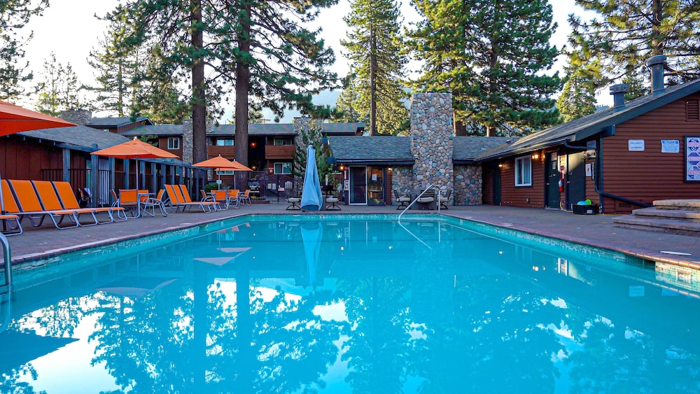 3 Peaks Resort Beach Club 43/50