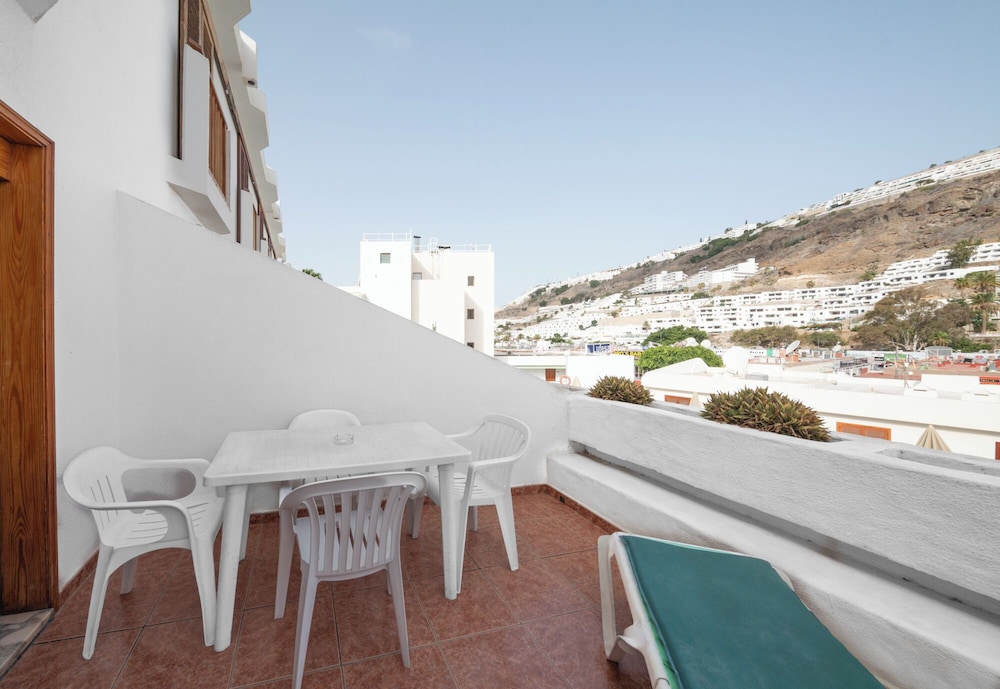 Montecarlo Apartments 44/50