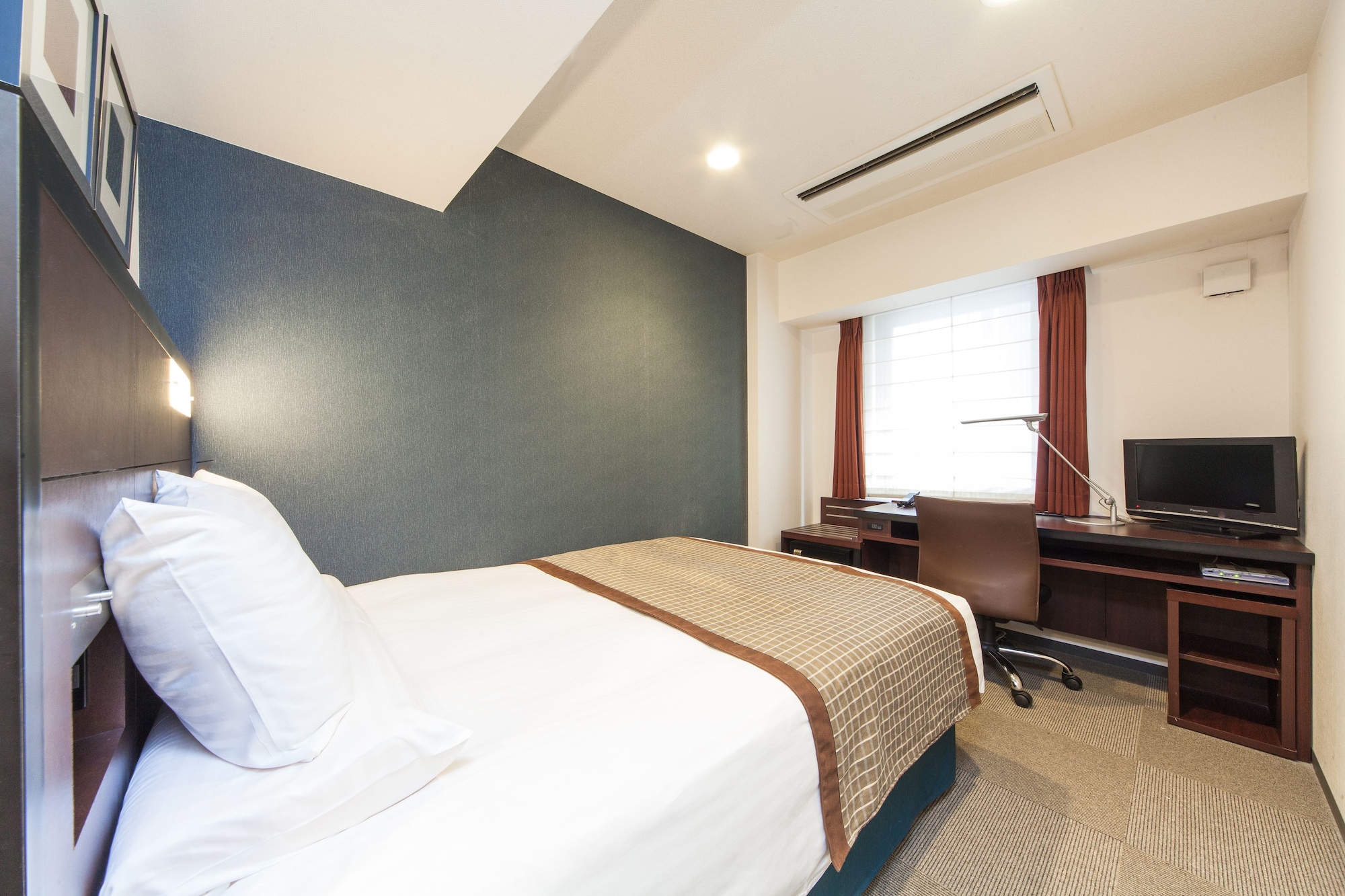 STANDARD, DOUBLE BED