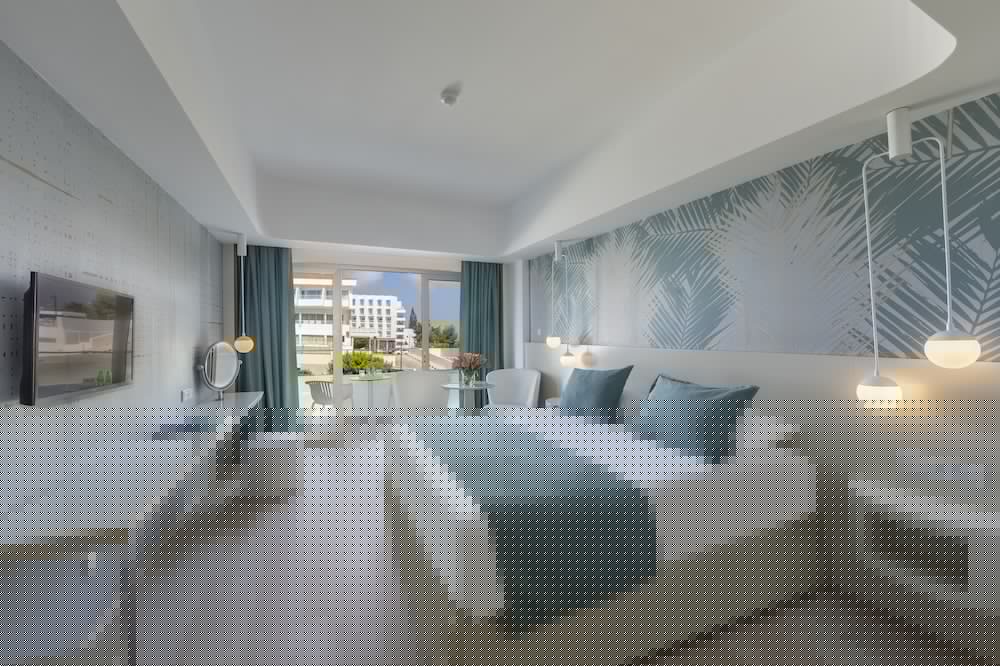 Ivi Mare - Designed for Adults by Louis Hotels 24/77