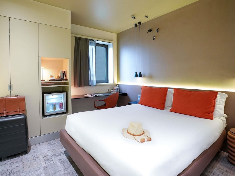 Mercure Porto Centro Santa Catarina 25/81
