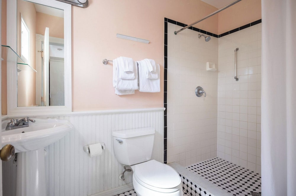 Amsterdams Curry Mansion Inn 70/72