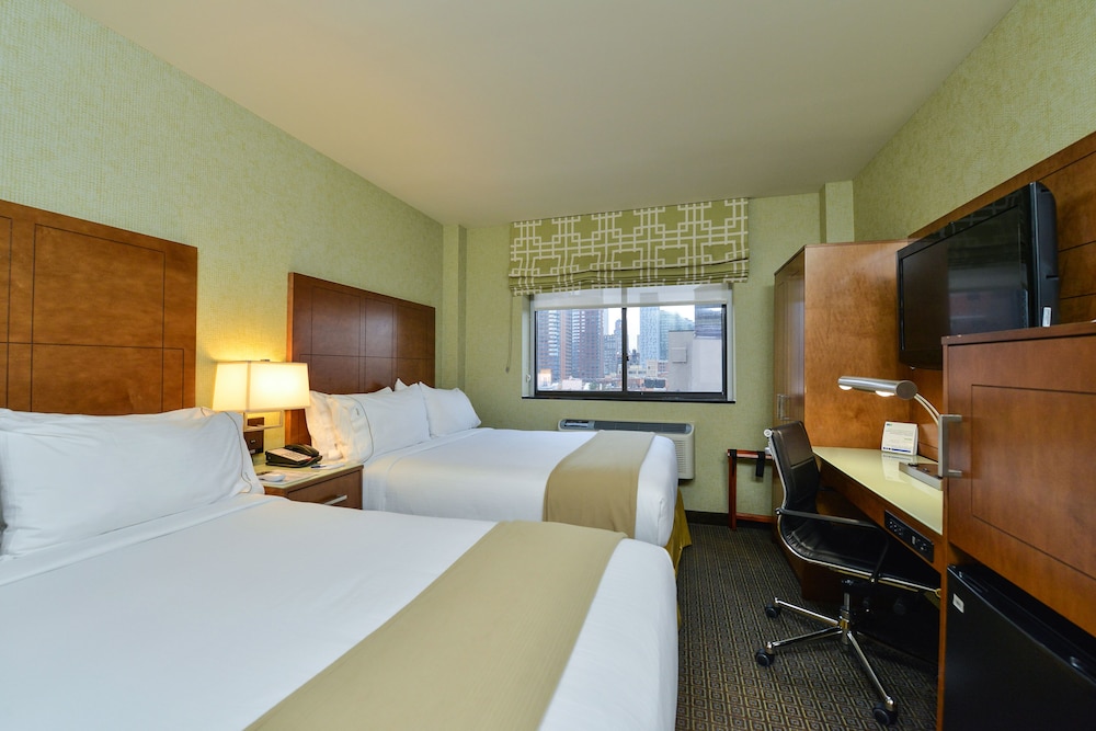 STANDARD, 2 DOUBLE BEDS, EXTRA FLOOR SPACE