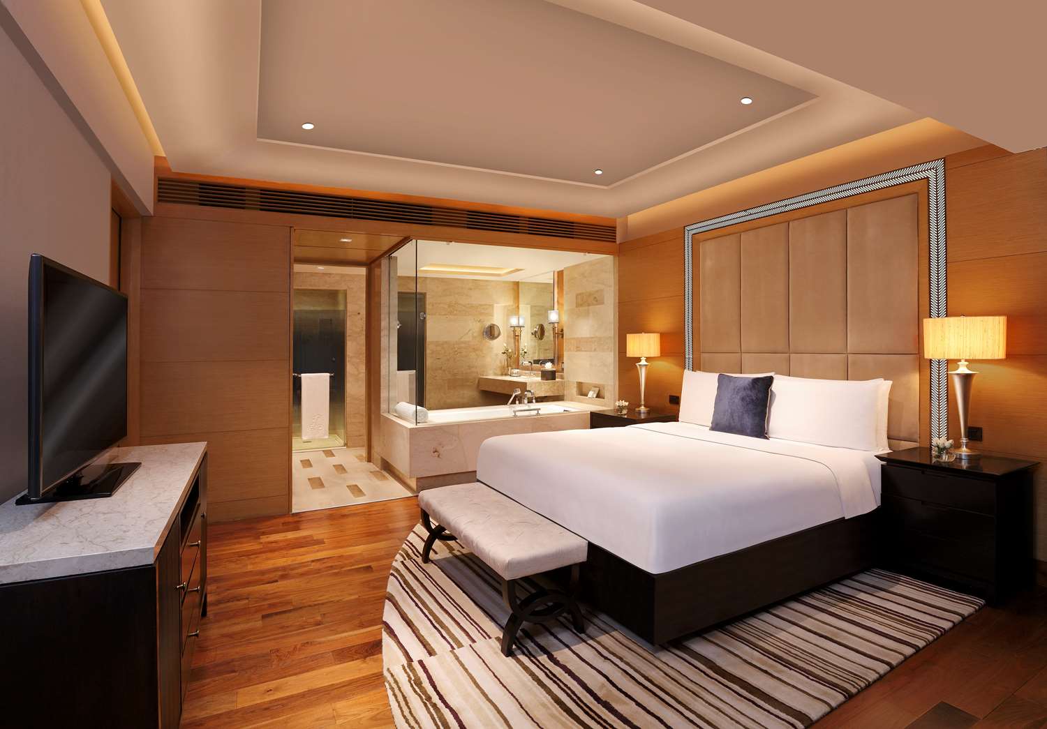 The Leela Ambience Gurugram Hotel And Residences 9/80