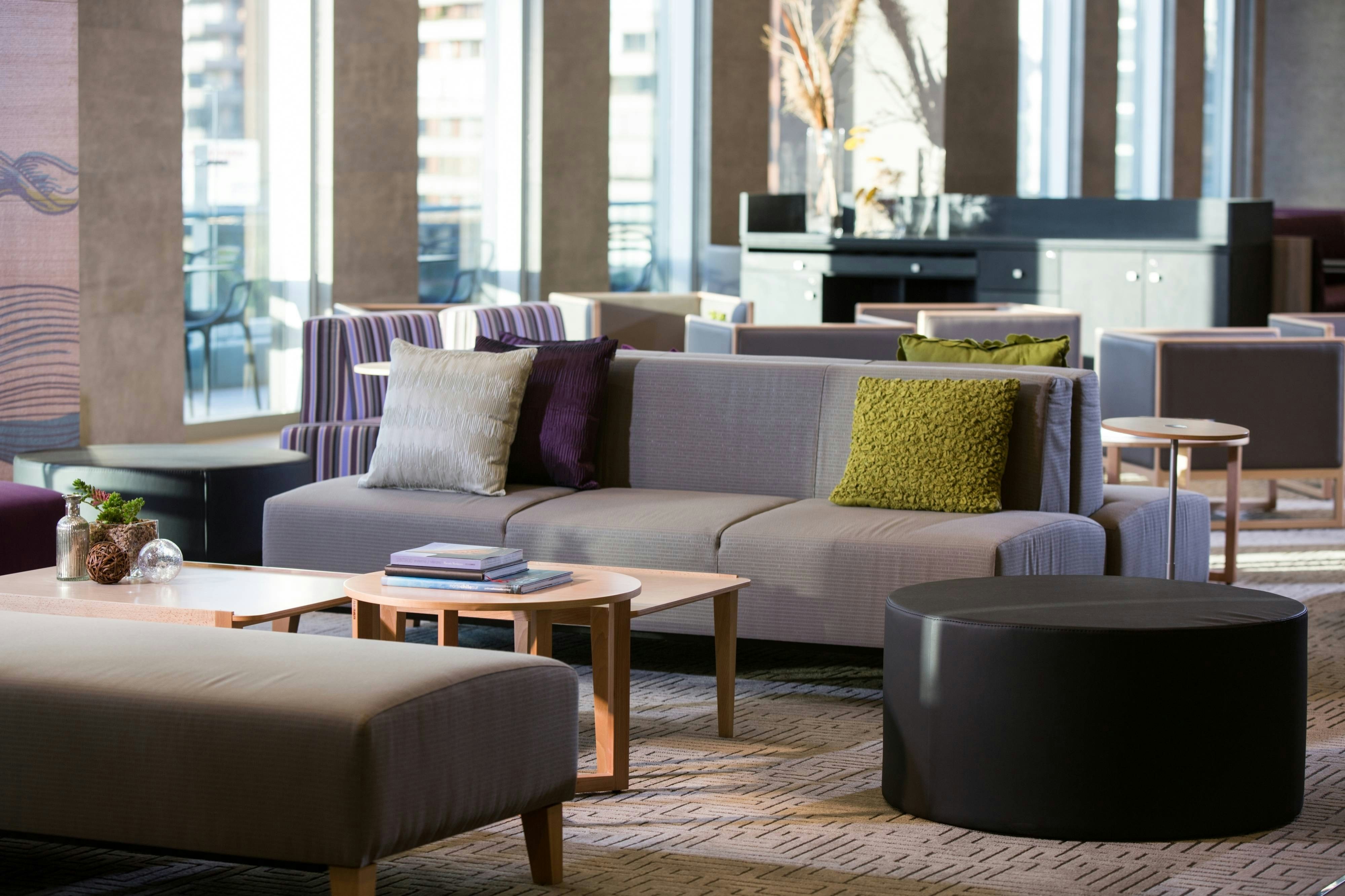 Courtyard Santiago Las Condes 34/55