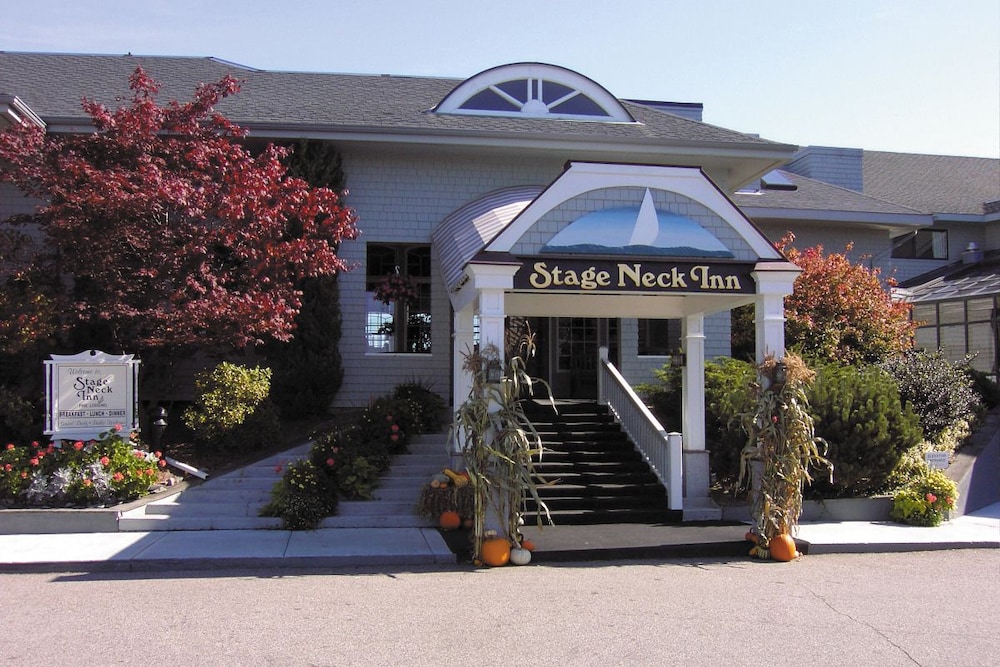 Stage Neck Inn 1/75