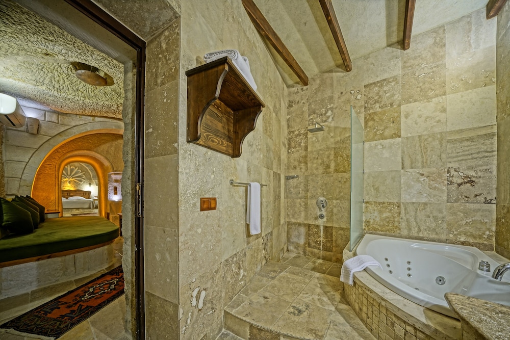 Mdc Hotel 49/50