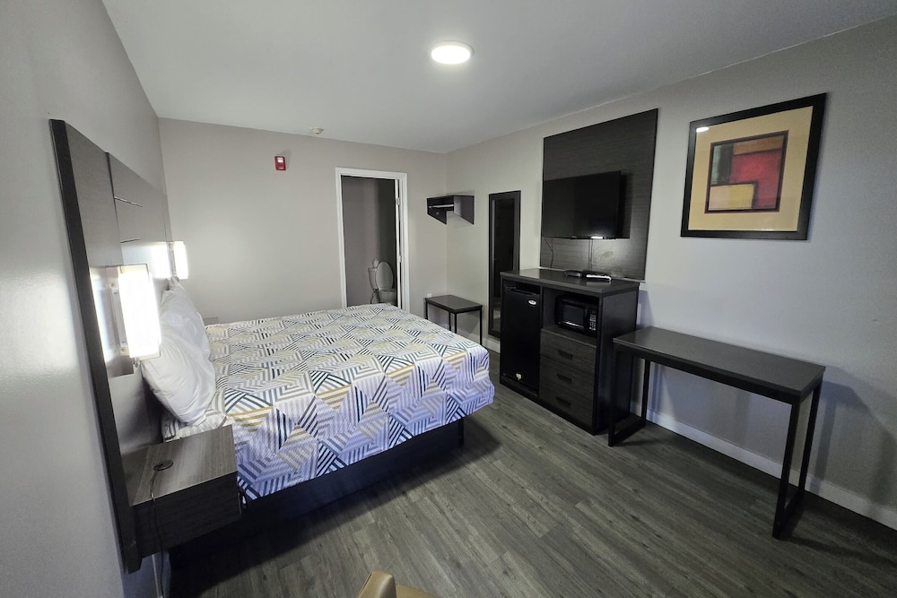 Deerfield Inn McComb I-55 19/49