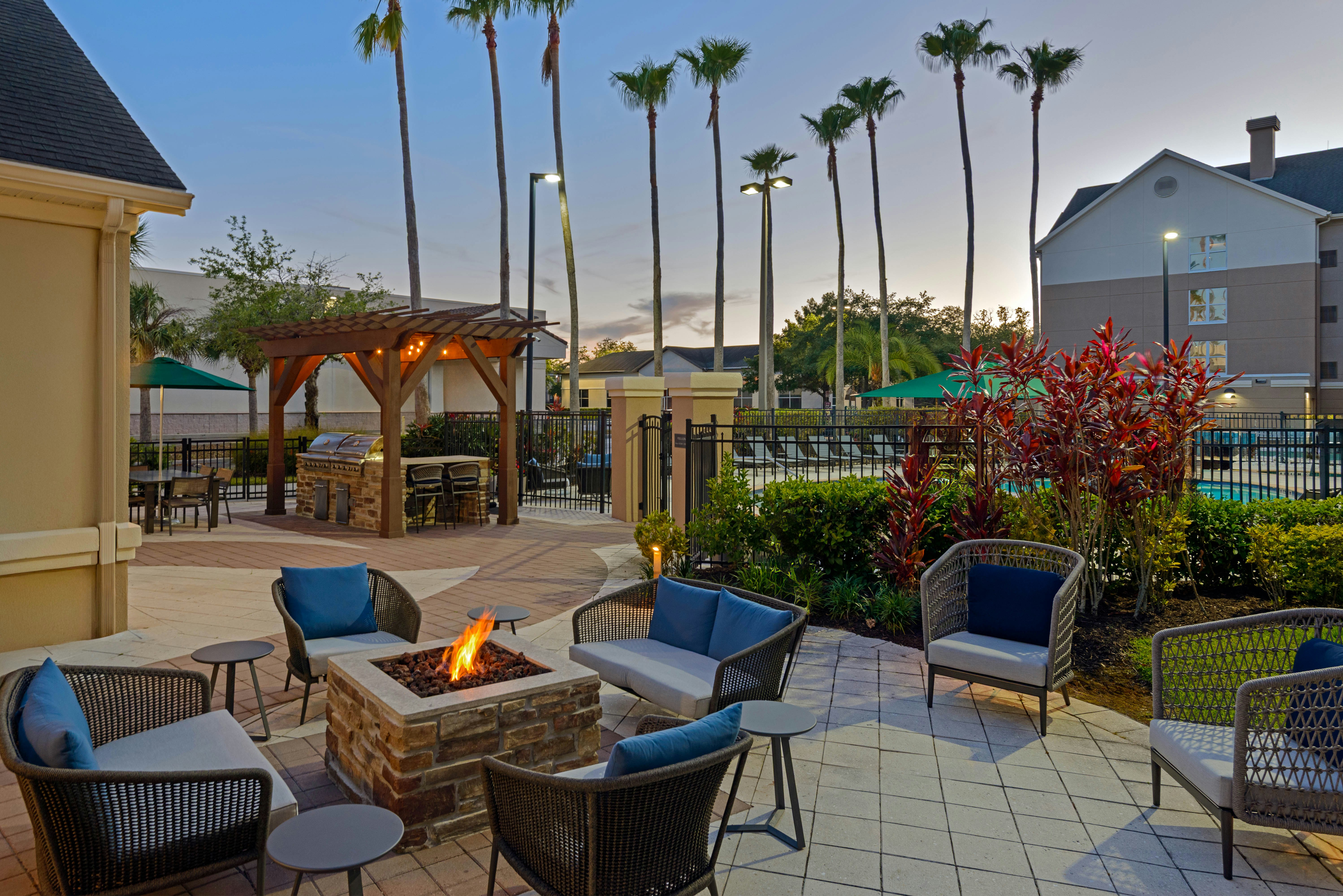 Homewood Suites By Hilton Orlando-Ucf Area 44/66