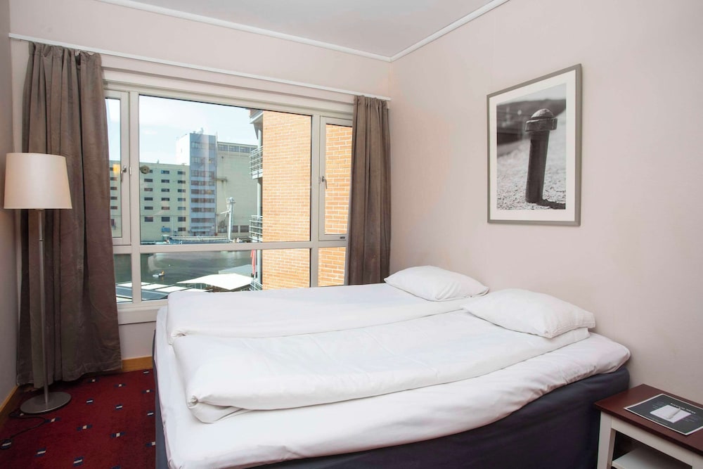 Compact, Double Bed، Home Hotel Bryggeparken 3/7