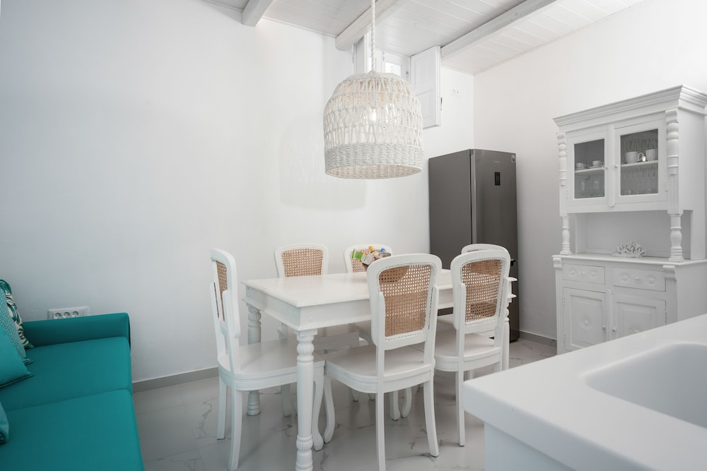 Oia Sunset Villas 25/50