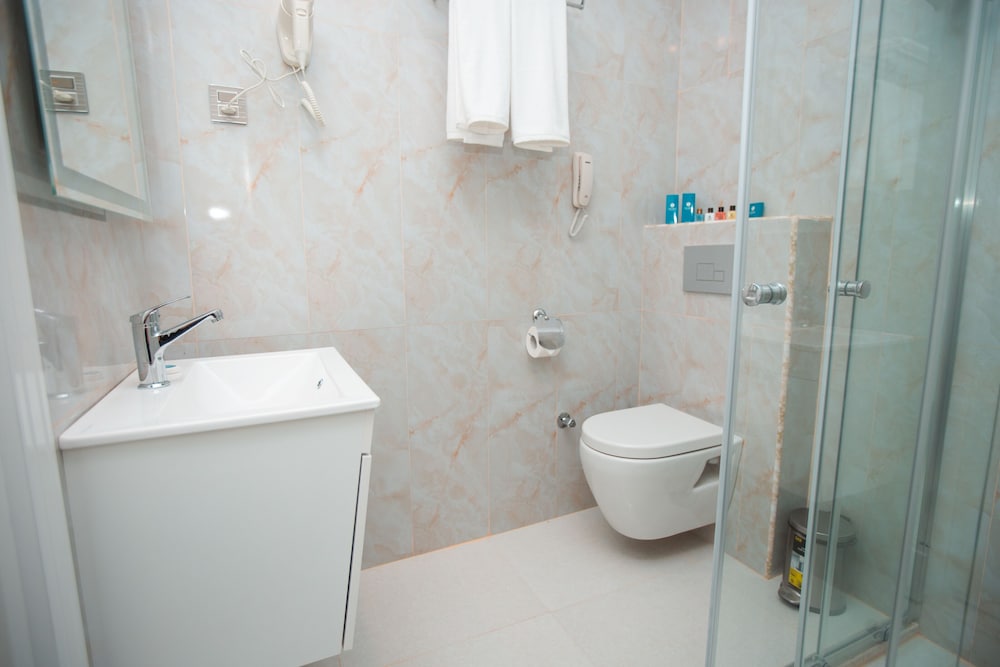 Alba Hotel & Spa 38/39