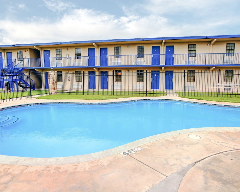 Rodeway Inn New Braunfels - San Antonio Area 5/39