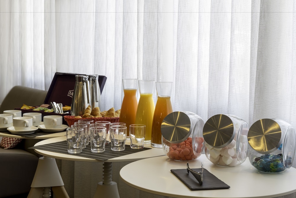 Best Western Hotel Perros Guirec Hotel and Spa Les Bains 69/76