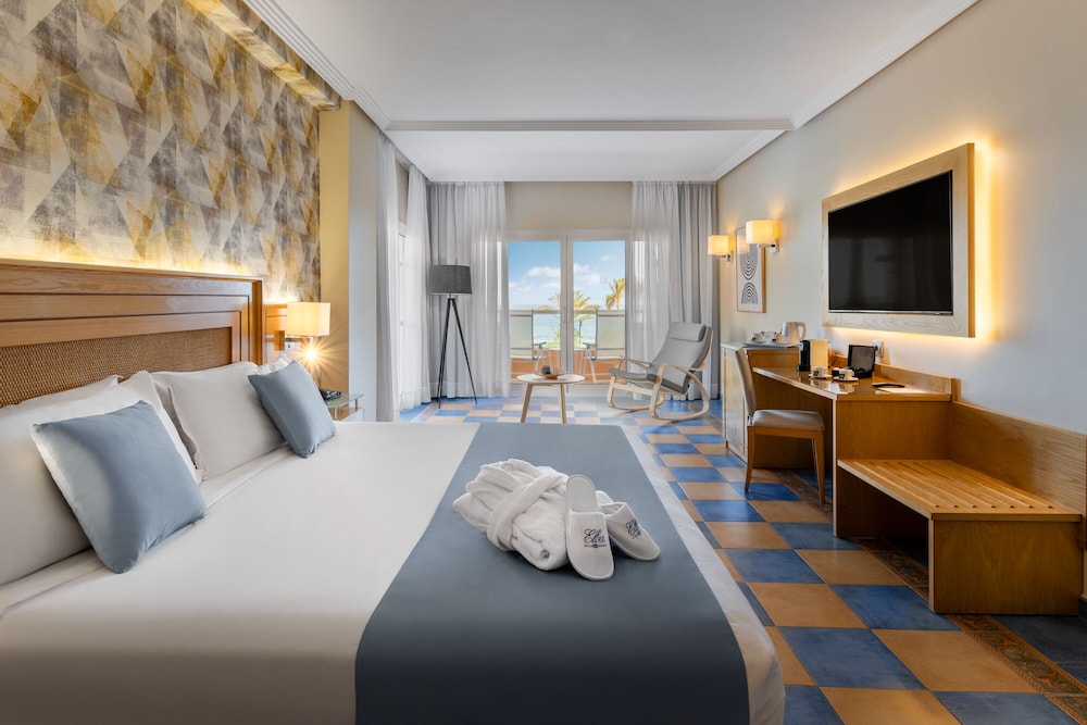 Elba Sara Beach and Golf Resort 6/50