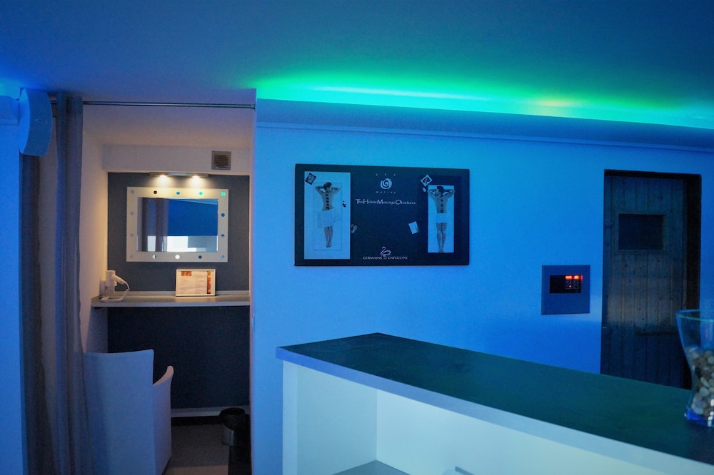 Hotel Cannes Montfleury 19/28