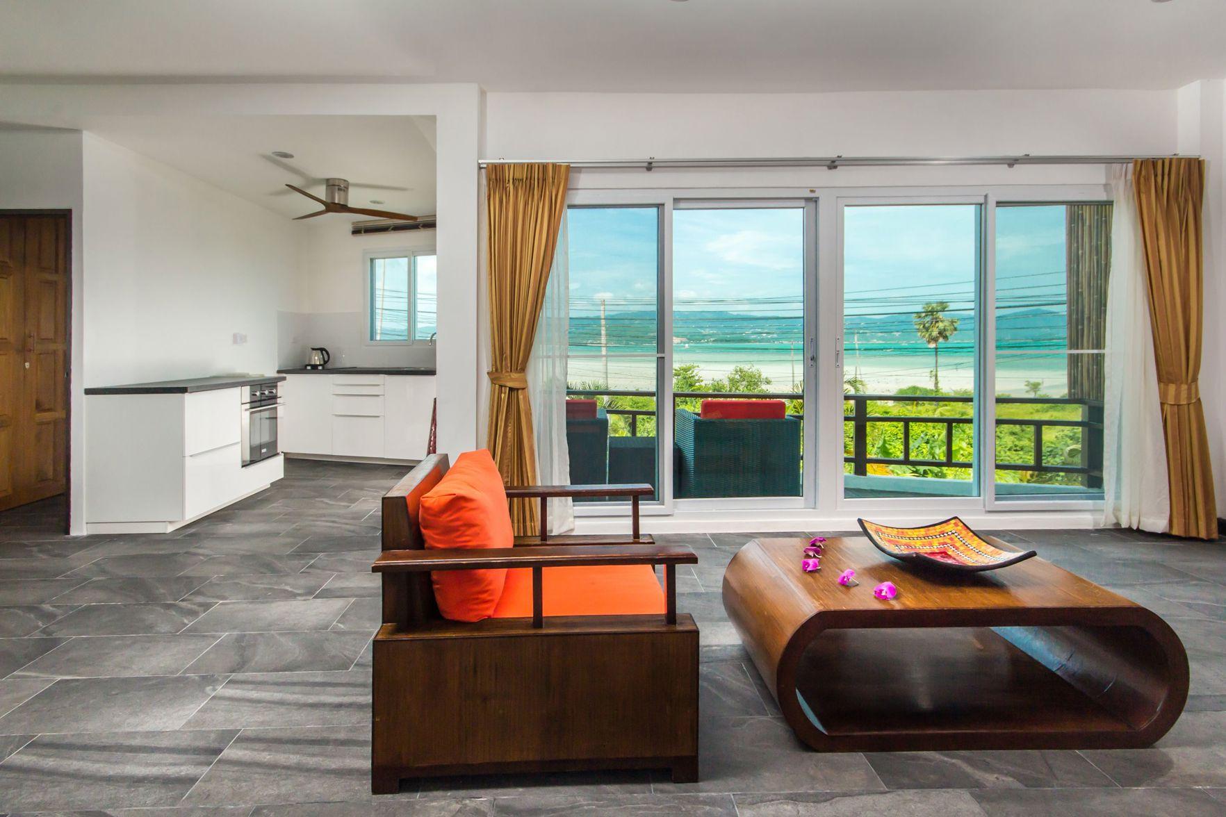 2 Bedrooms, Bay, Apartment