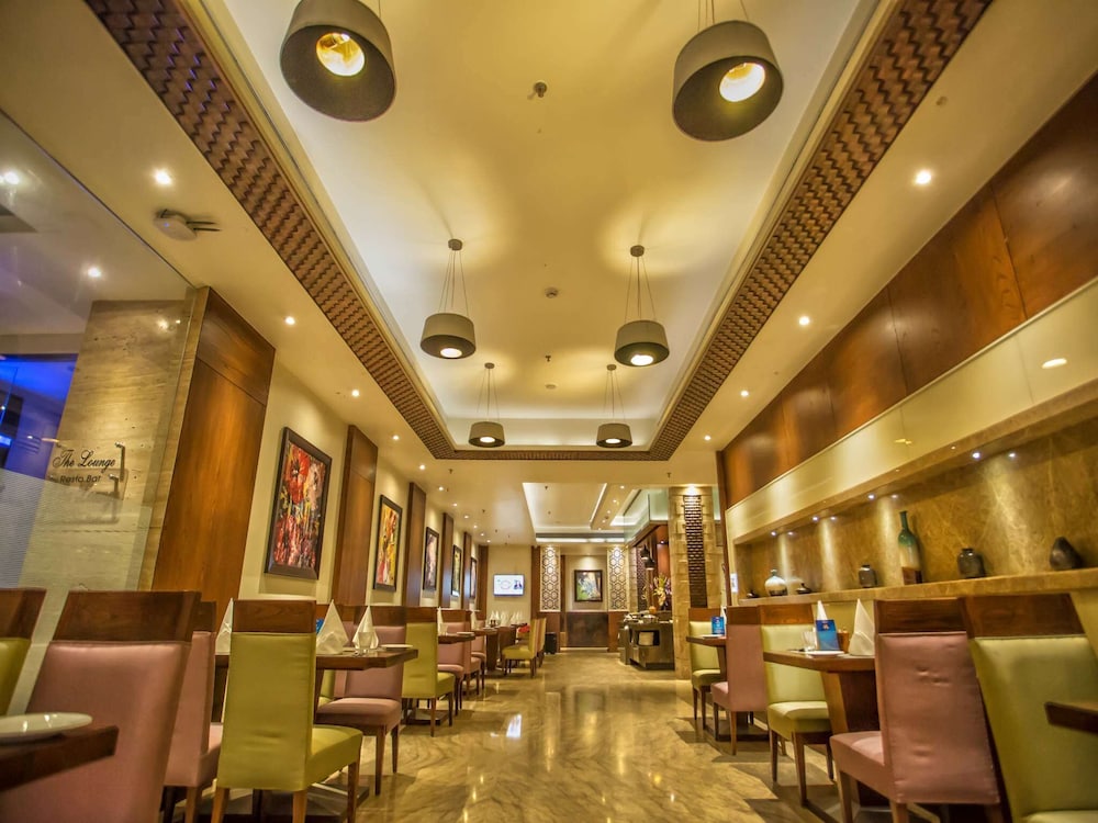 Sarovar Portico 31/50