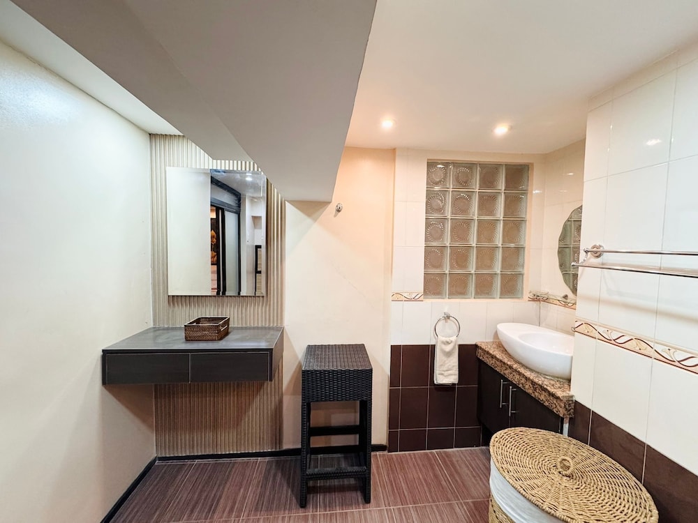 Super Cebu Loft 49/50