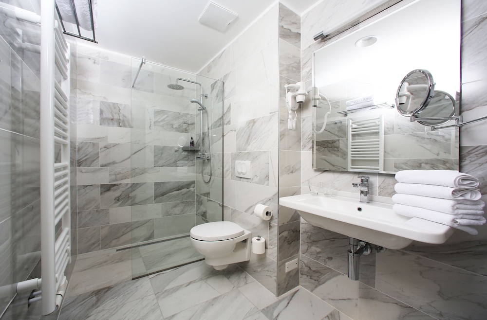 Urban Boutique Hotel Ljubljana 19/65