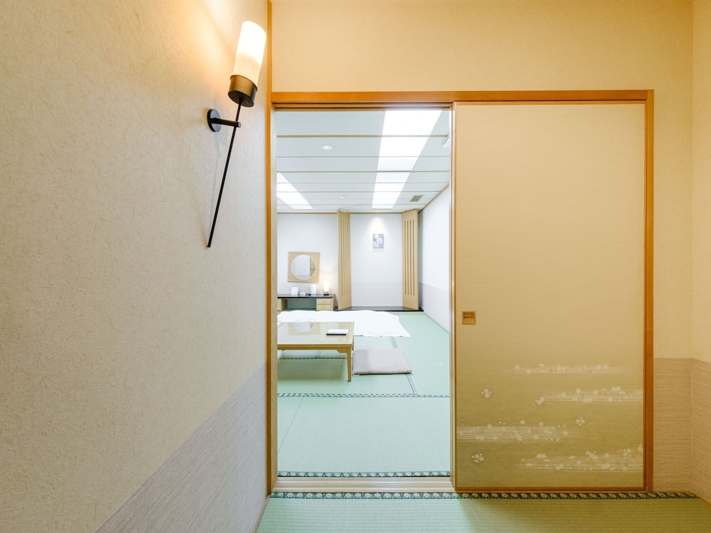 Abashiri Central Hotel 49/50