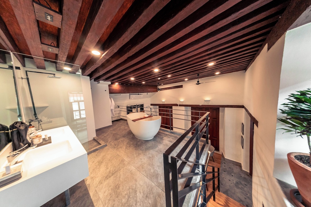 Domingo Santo Hotel Boutique Adults Only 42/65