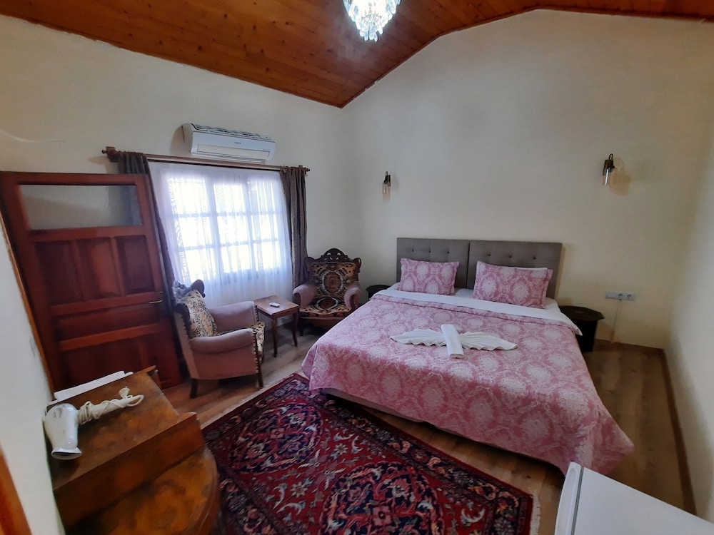 Ali Babas Guesthouse 4/42
