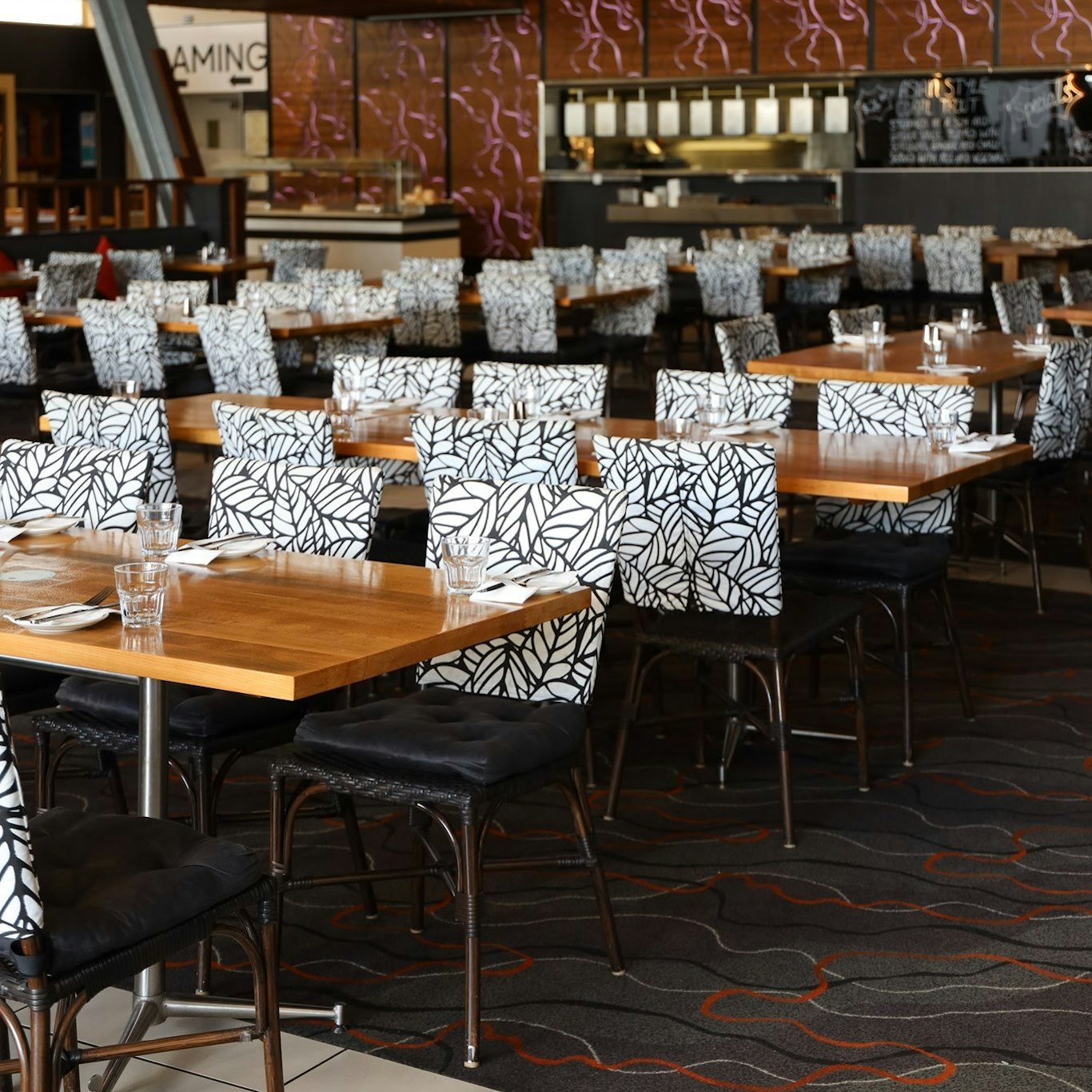CALAMVALE HOTEL SUITES AND CONFERENCE CENTRE 26/44