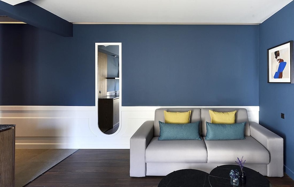 Roomore Apartments 17/50