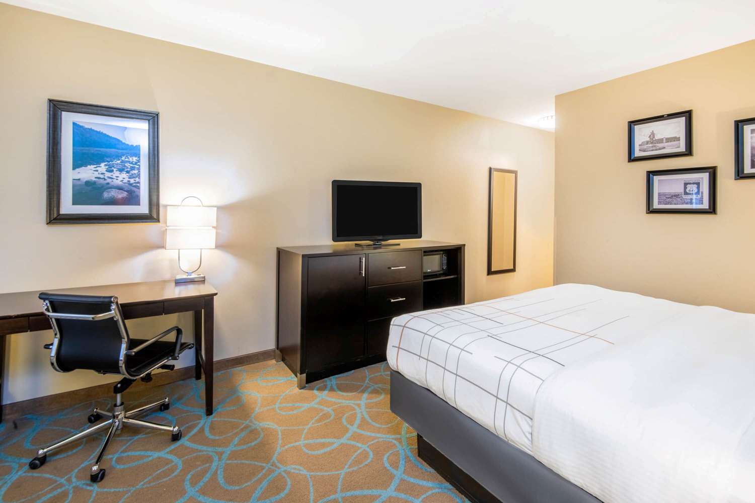 La Quinta Inn & Suites by Wyndham Clinton Historic Route 66 18/48