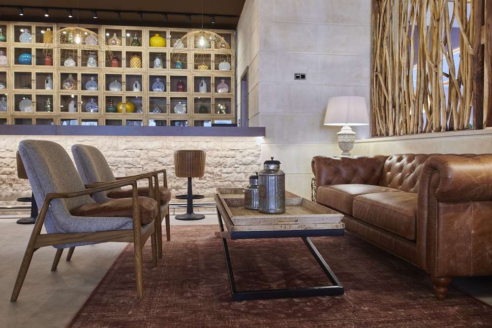 Ansares Hotel 32/50