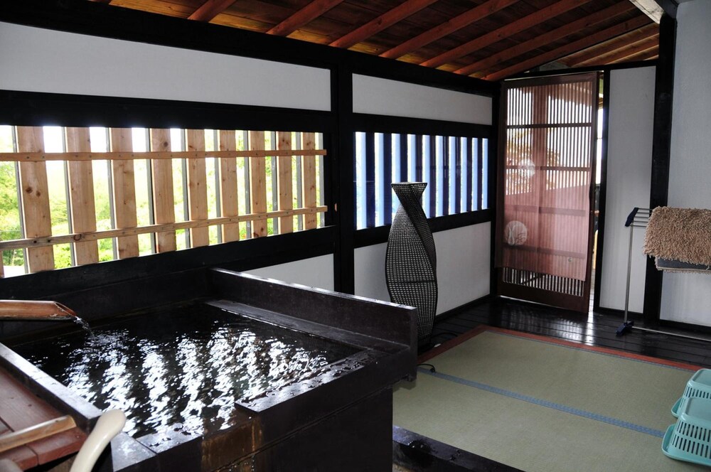 Yokohama Fujiyoshi Izuten 45/66