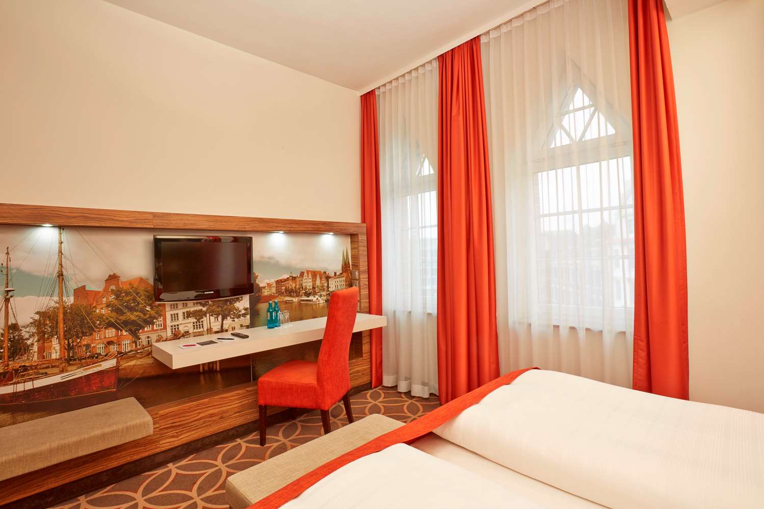 H+ HOTEL LUBECK 17/50