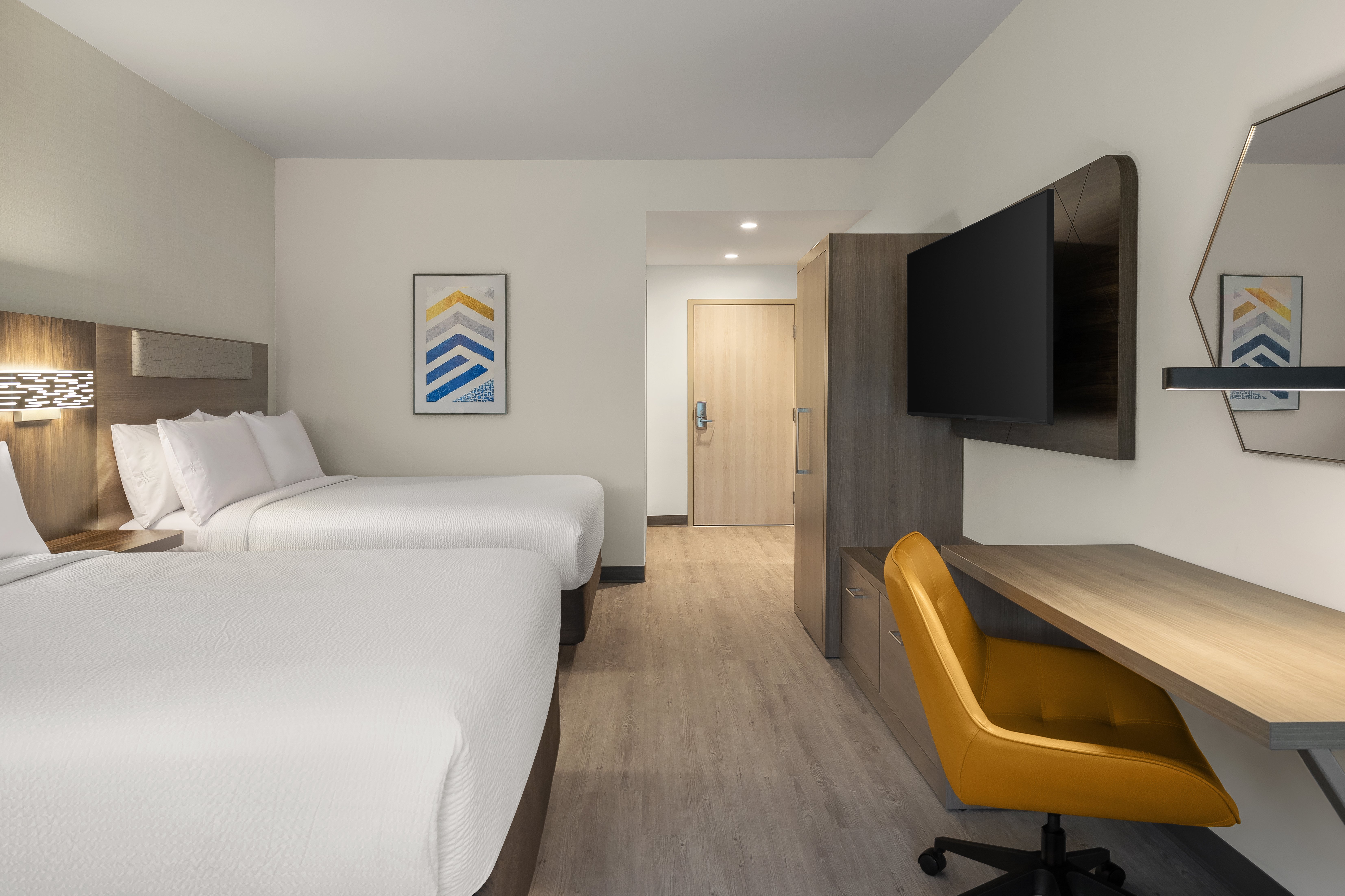 Holiday Inn Express & Suites Miami Intl Airport - 36th St 15/50