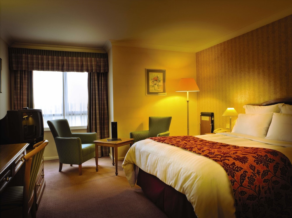 Holiday Inn South Normanton M1 Jct 28 17/83