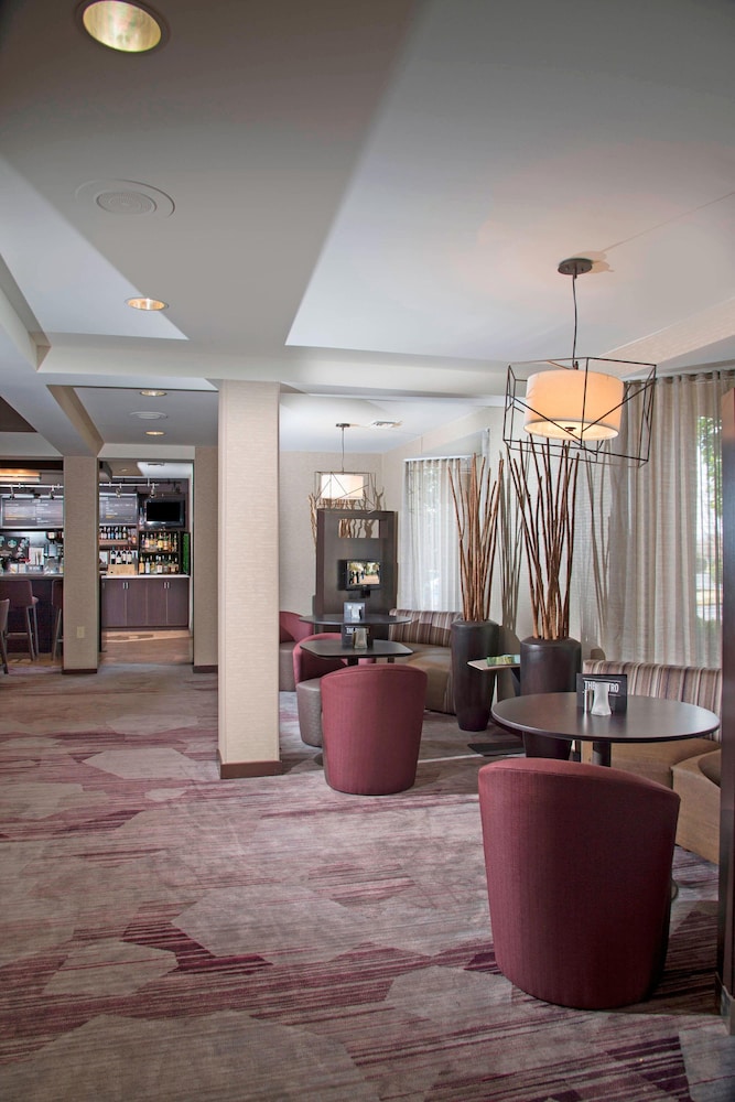 Courtyard By Marriott Dothan 26/46